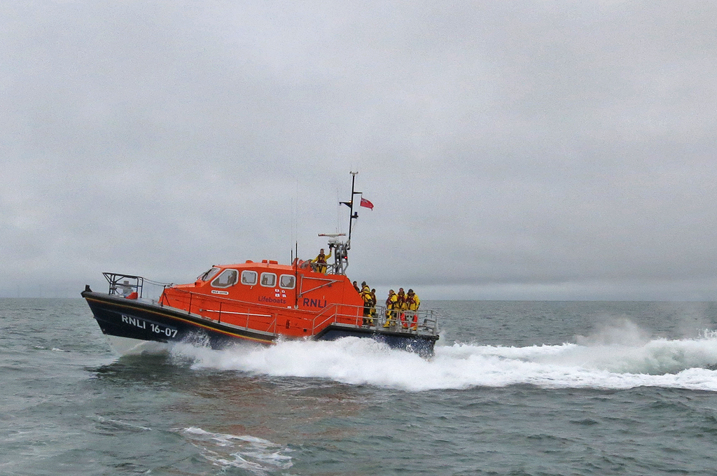 Cromer lifeboat RNLB 16-07 'Lester'