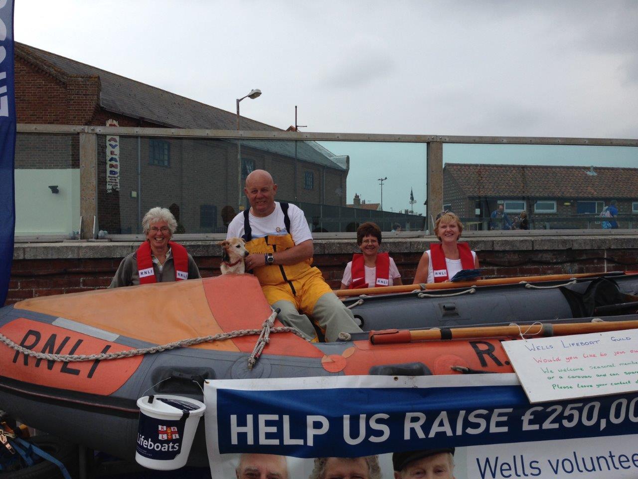 The guild with the demonstration ILB fundraising on the quayside