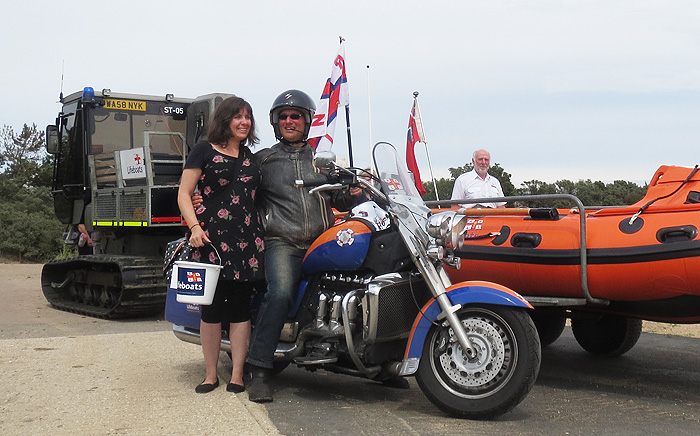 Matt back in Wells and reunited with girlfriend Clara, with his bike alongside the ILB