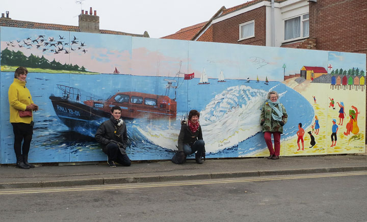 The mural with artists (l-r) Sue Rainsford, Toby Newman, Linda Pattrick and Hazel Ashley