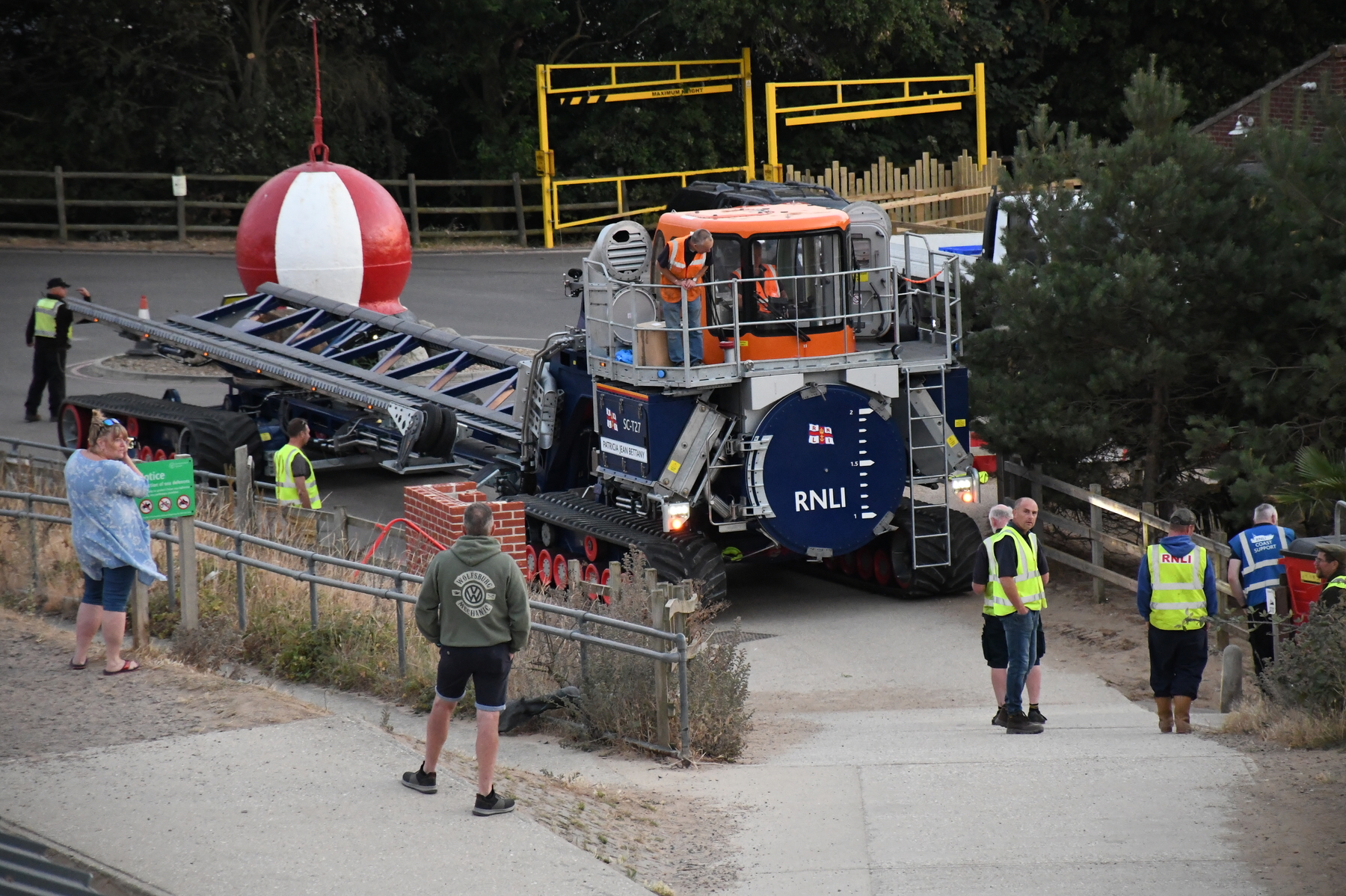 The complete SLRS launching carriage negotiating the ramp up to the beach bank, 28/7