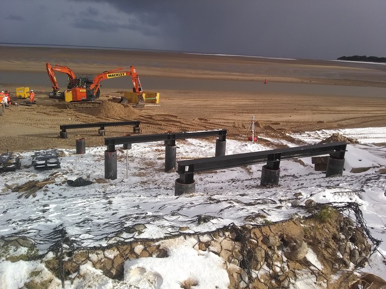 Steel supports for the ALB ramp added to the piles