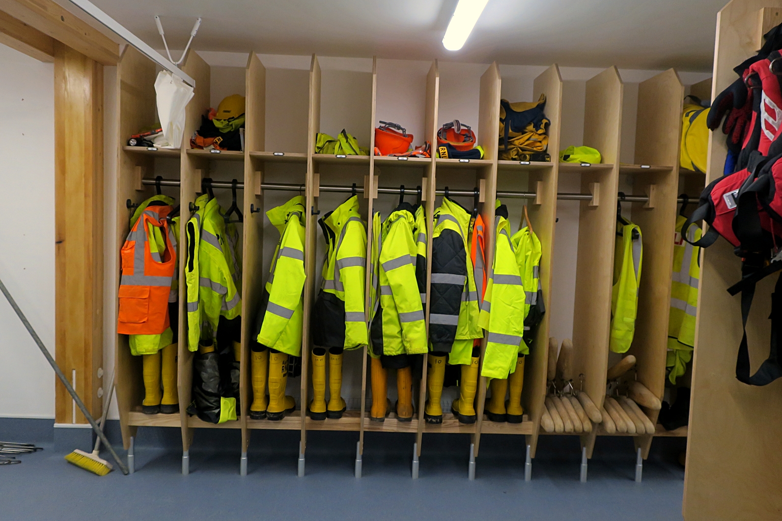 Shore crew and launcher lockers in the changing room