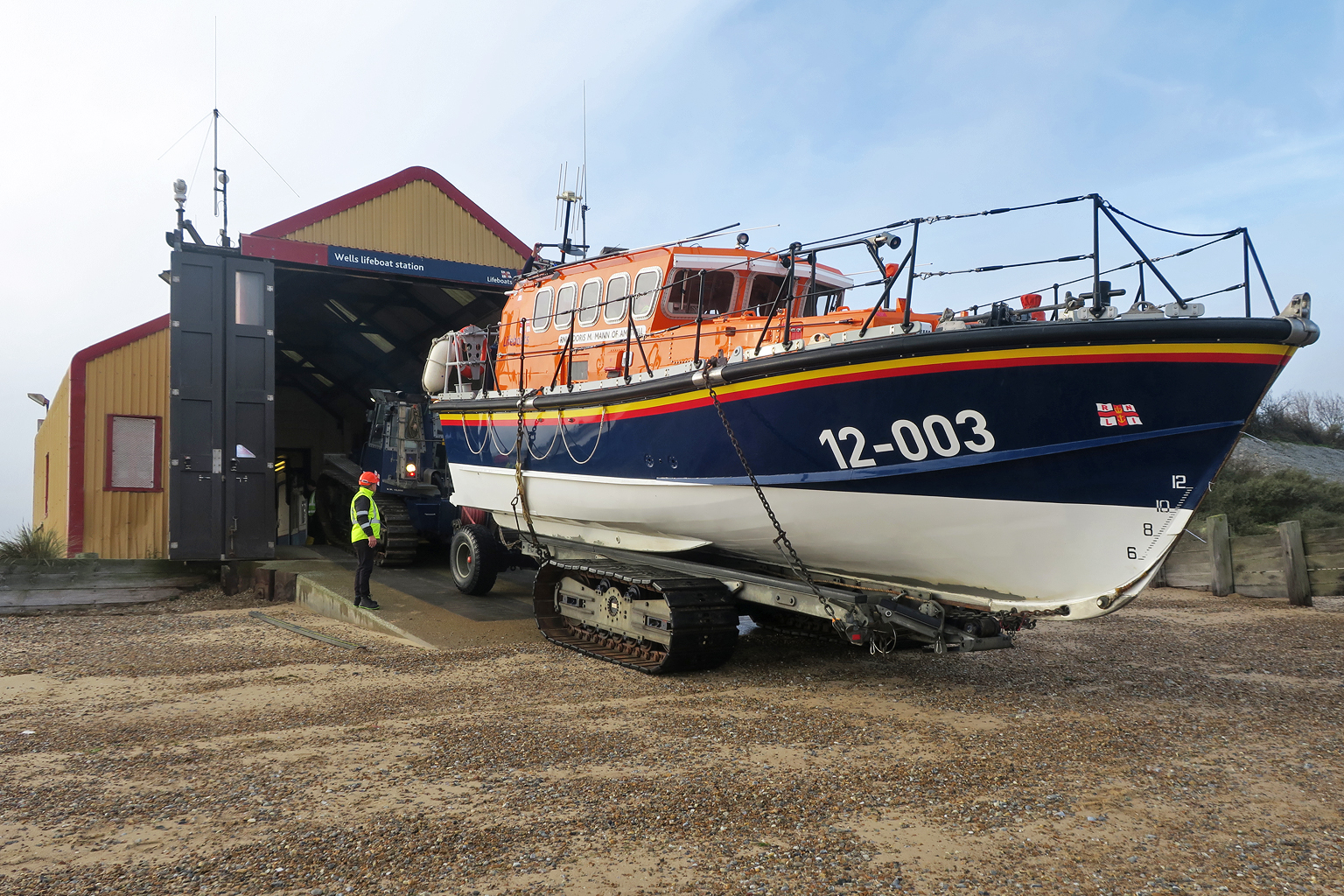 The Mersey leaves the old boathouse for the last time