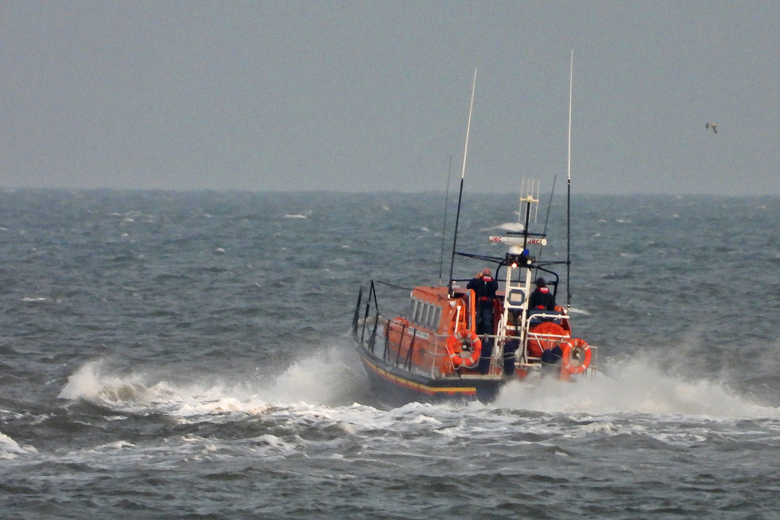 Wells' departing Mersey heads out over the bar