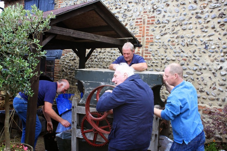 Special edition Shannon Lifeboat cider pressing