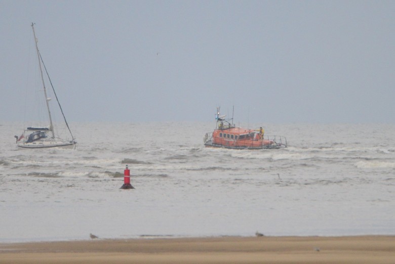 Lifeboat bringing 'Thalmia' over the bar, 6/5/2021