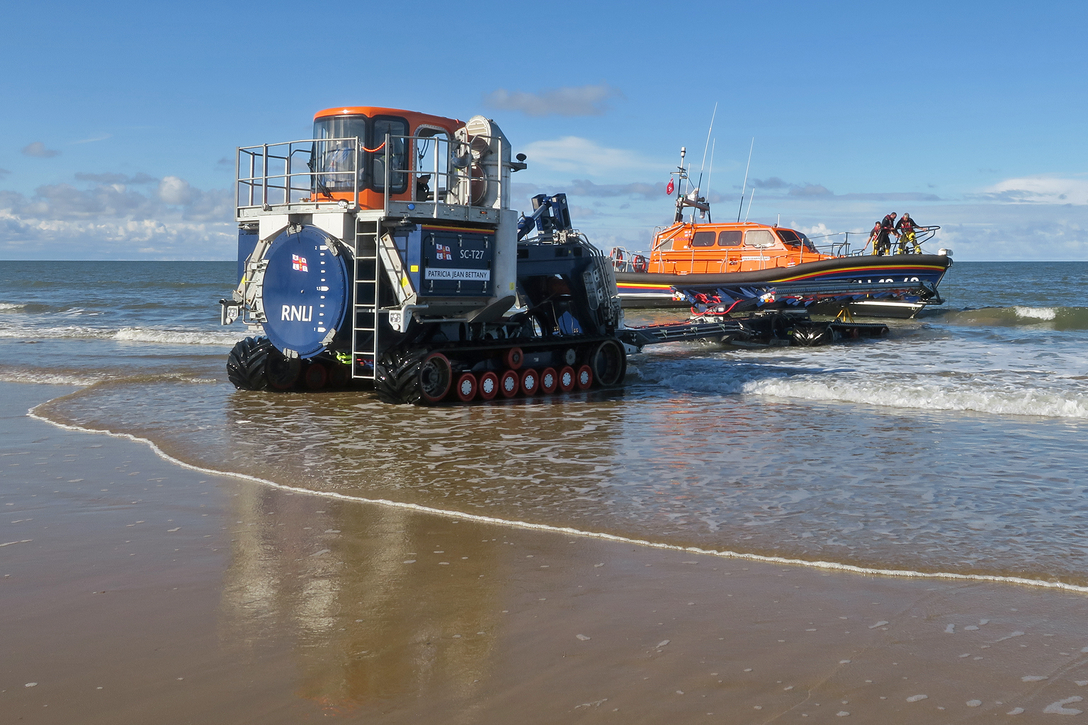 A more awkward recovery... the Shannon deliberately beached at slow speed so the SLRS has to haul it clear of the water