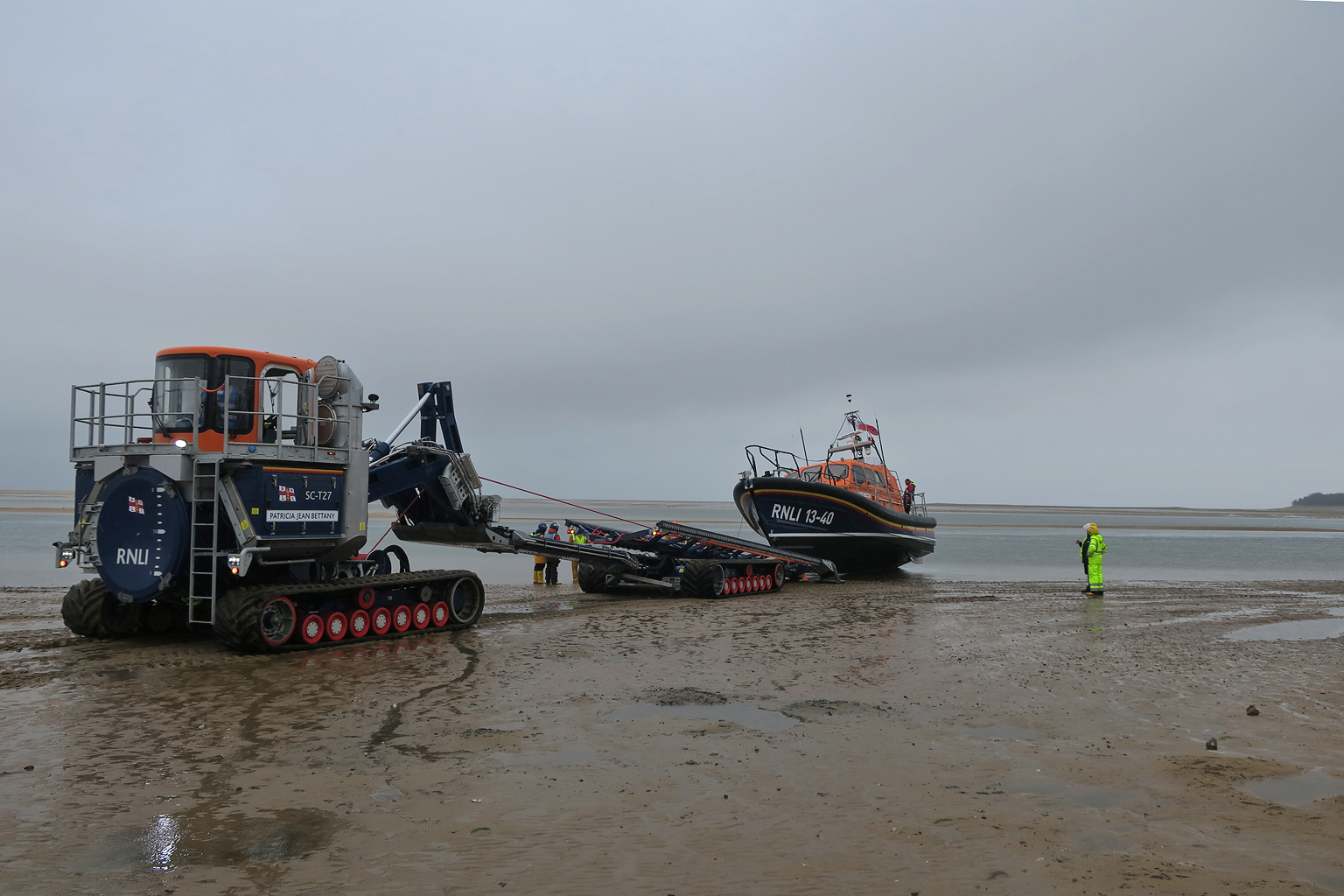 Winching the lifeboat back onto the SLRS